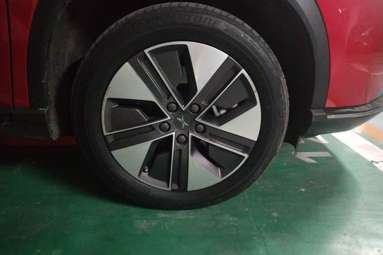 Used XPeng G3 2021 G3i 520G Right Front Wheel Hub