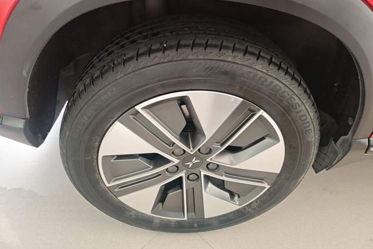 Used XPeng G3 2021 G3i 520N Right Rear Wheel Hub