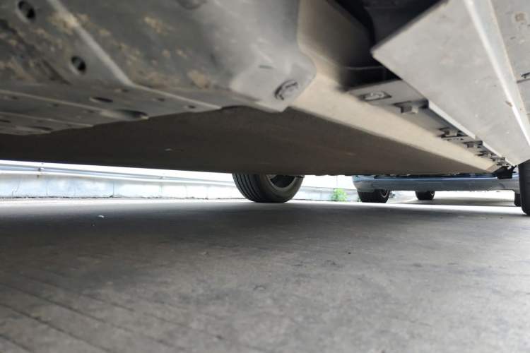 Used XPeng G3 2021 G3i 520N Chassis Front Left