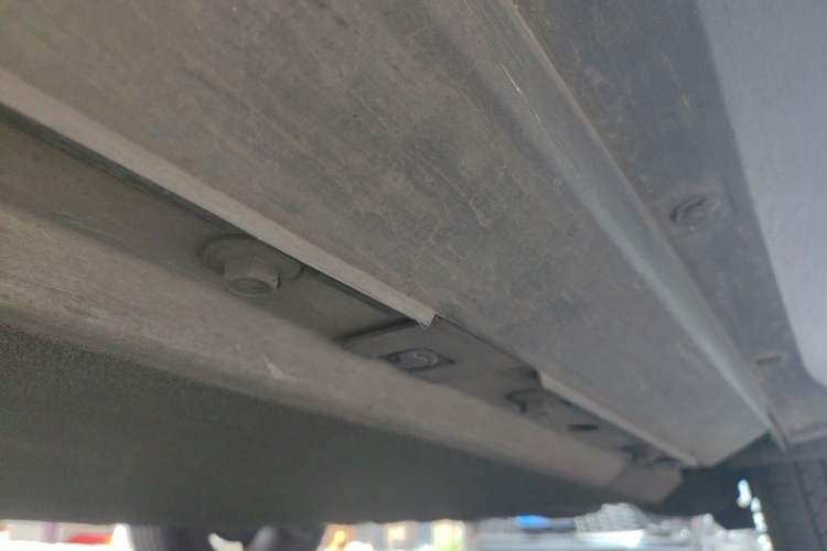 Used XPeng G3 2021 G3i 460N Chassis Rear Left