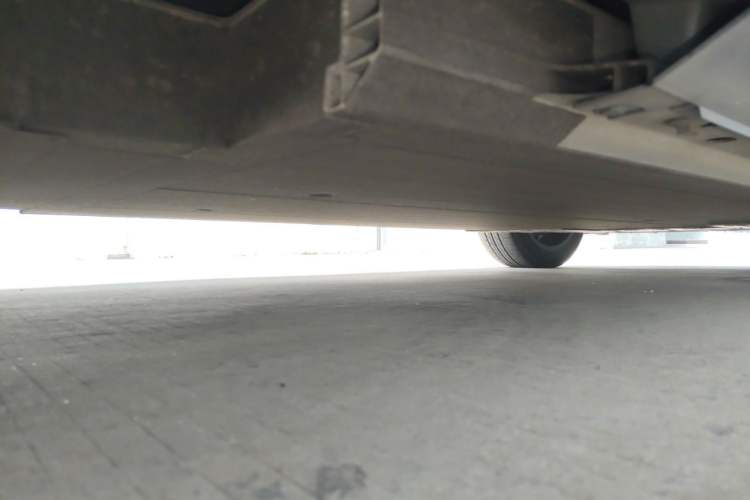 Used XPeng G3 2021 G3i 520N Chassis Rear Right