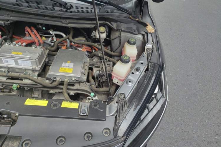 Used XPeng G3 2021 G3i 460N Engine Bay Left