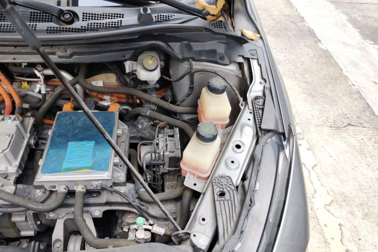Used XPeng G3 2021 G3i 520N Engine Bay Left