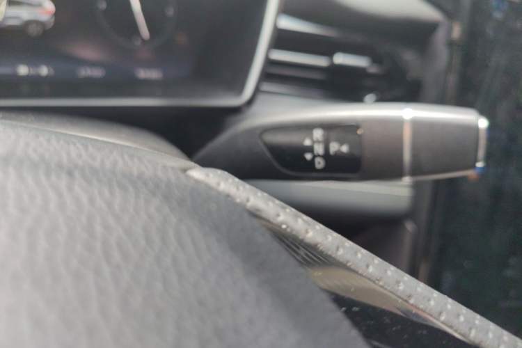 Used XPeng G3 2021 G3i 460N Gear Lever