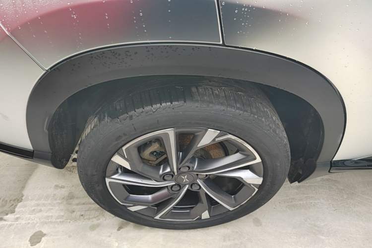 Used XPeng G3 2021 G3i 460N Right Rear Wheel Hub