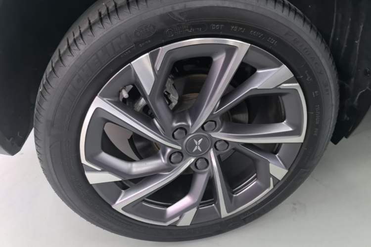 Used XPeng G3 2021 G3i 520N Right Rear Wheel Hub