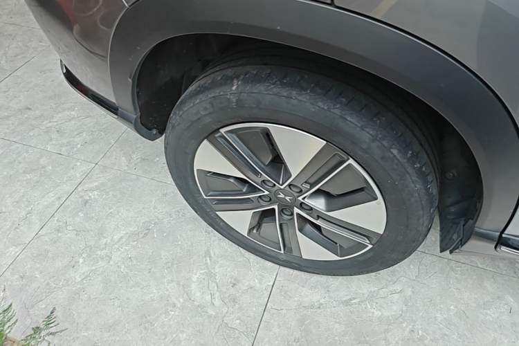 Used XPeng G3 2021 G3i 460G Right Rear Wheel Hub