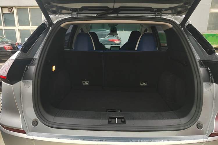 Used XPeng G3 2021 G3i 460N Trunk
