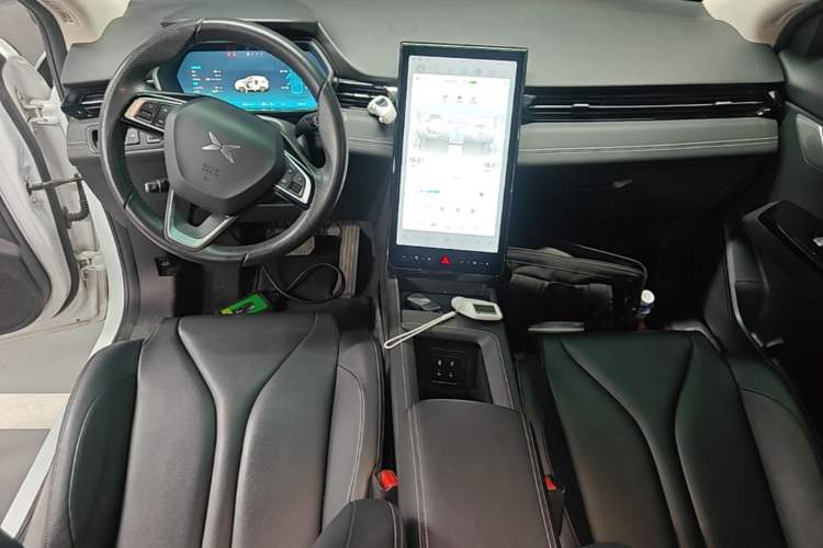 Used XPeng G3 2021 G3i 460G Center Console