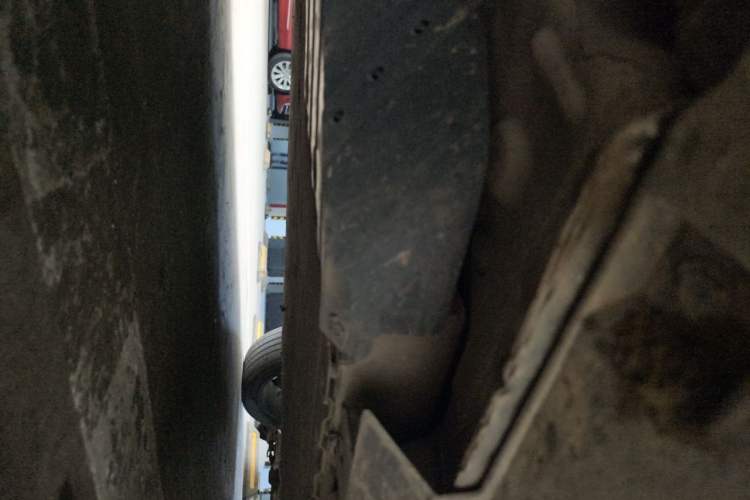 Used XPeng G3 2021 G3i 460G Chassis Front Left