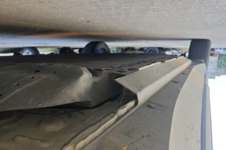 Used XPeng G3 2021 G3i 460G Chassis Front Right
