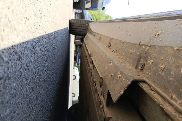 Used XPeng G3 2021 G3i 460G Chassis Front Right