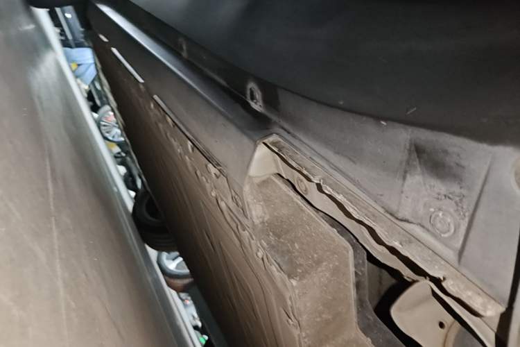 Used XPeng G3 2021 G3i 460G Chassis Rear Left