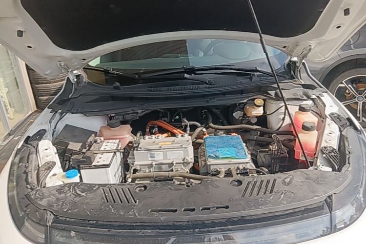 Used XPeng G3 2021 G3i 520N Engine Bay