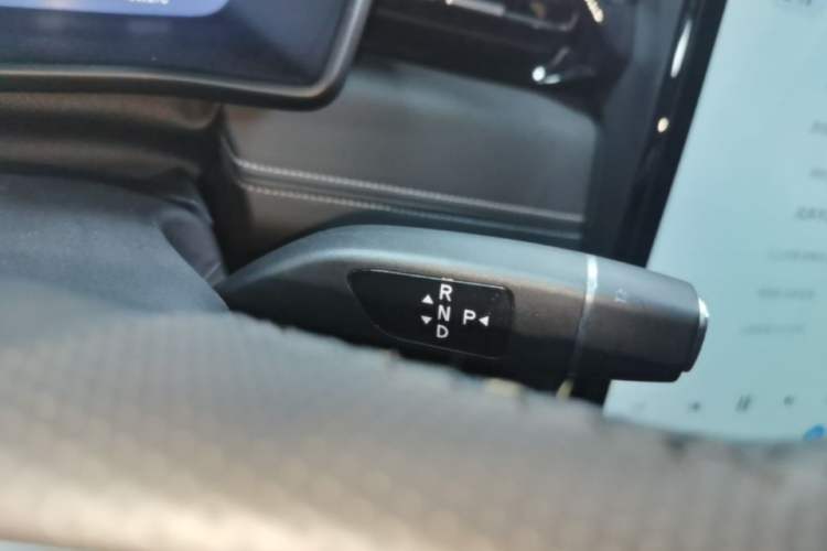 Used XPeng G3 2021 G3i 520N Gear Lever