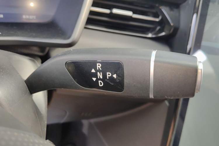 Used XPeng G3 2021 G3i 460N Gear Lever