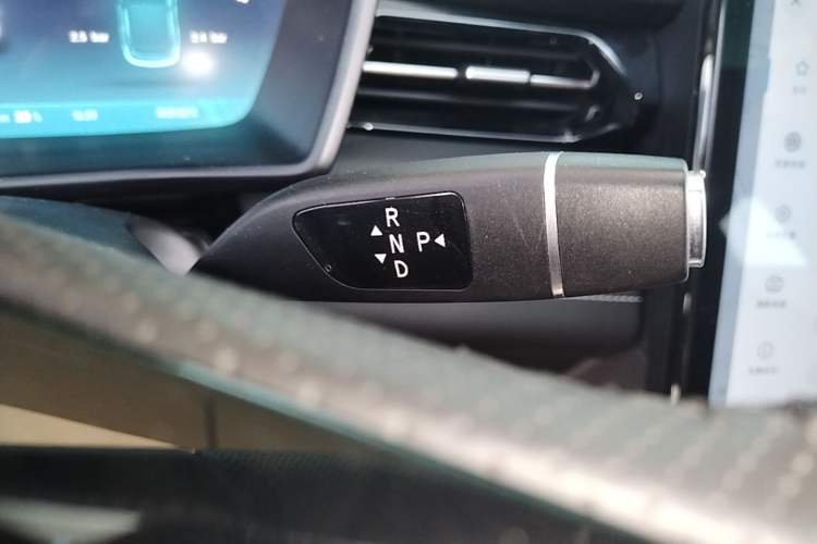 Used XPeng G3 2021 G3i 460G Gear Lever