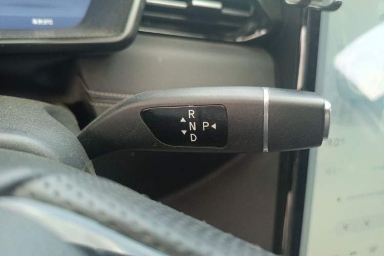 Used XPeng G3 2021 G3i 460G Gear Lever