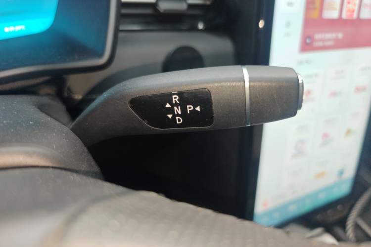 Used XPeng G3 2021 G3i 460N Gear Lever