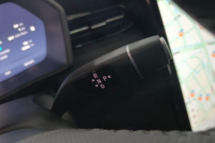 Used XPeng G3 2021 G3i 520G+ Gear Lever
