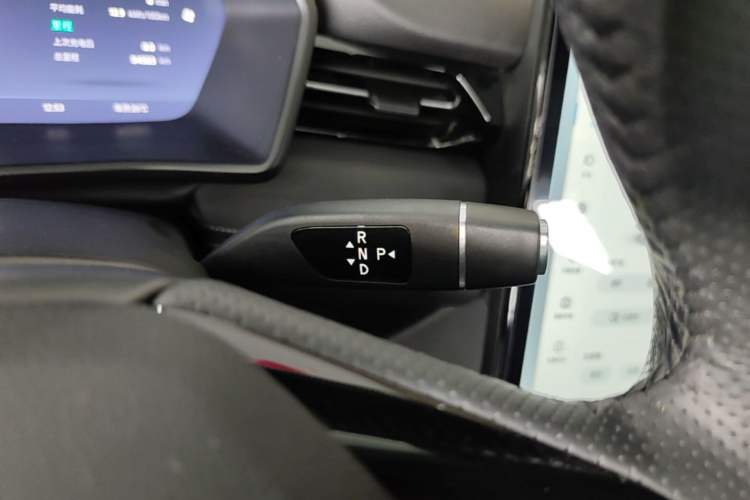 Used XPeng G3 2021 G3i 460N Gear Lever