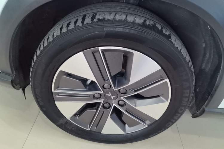 Used XPeng G3 2021 G3i 460G Left Front Wheel Hub