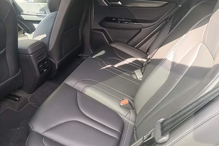 Used XPeng G3 2021 G3i 520N Left Rear Seat