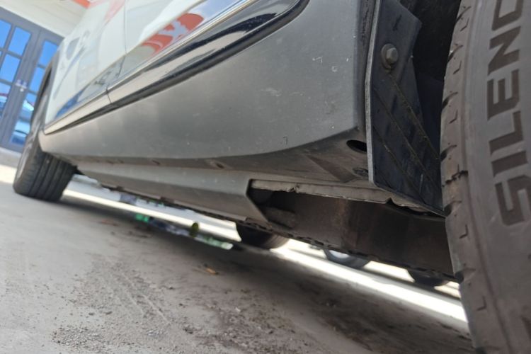 Used XPeng G3 2021 G3i 460G Left Side Sill
