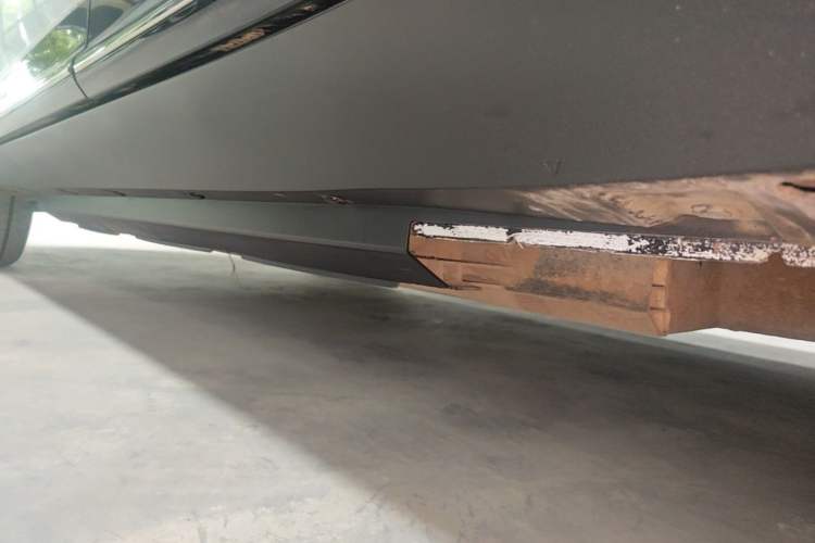 Used XPeng G3 2021 G3i 520N Left Side Sill