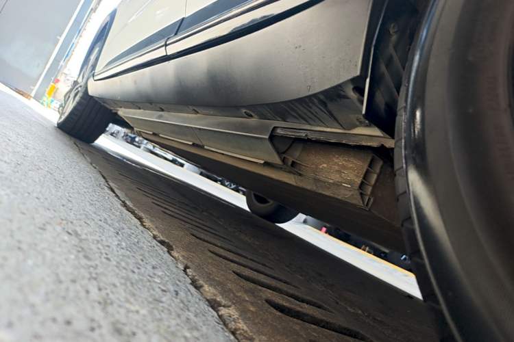Used XPeng G3 2021 G3i 520N Left Side Sill