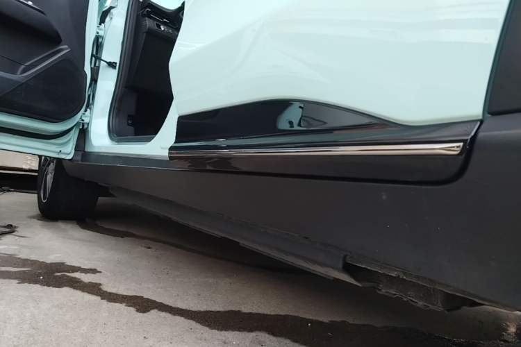 Used XPeng G3 2021 G3i 460G Left Side Sill