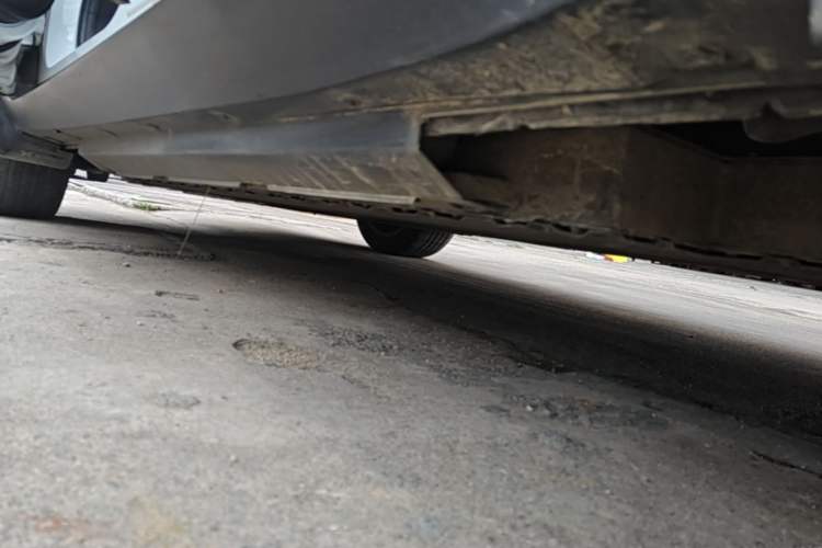 Used XPeng G3 2021 G3i 460G Left Side Sill