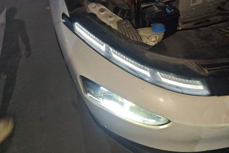 Used XPeng G3 2021 G3i 460G Right Front Headlight