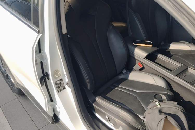 Used XPeng G3 2021 G3i 460N Right Front Seat