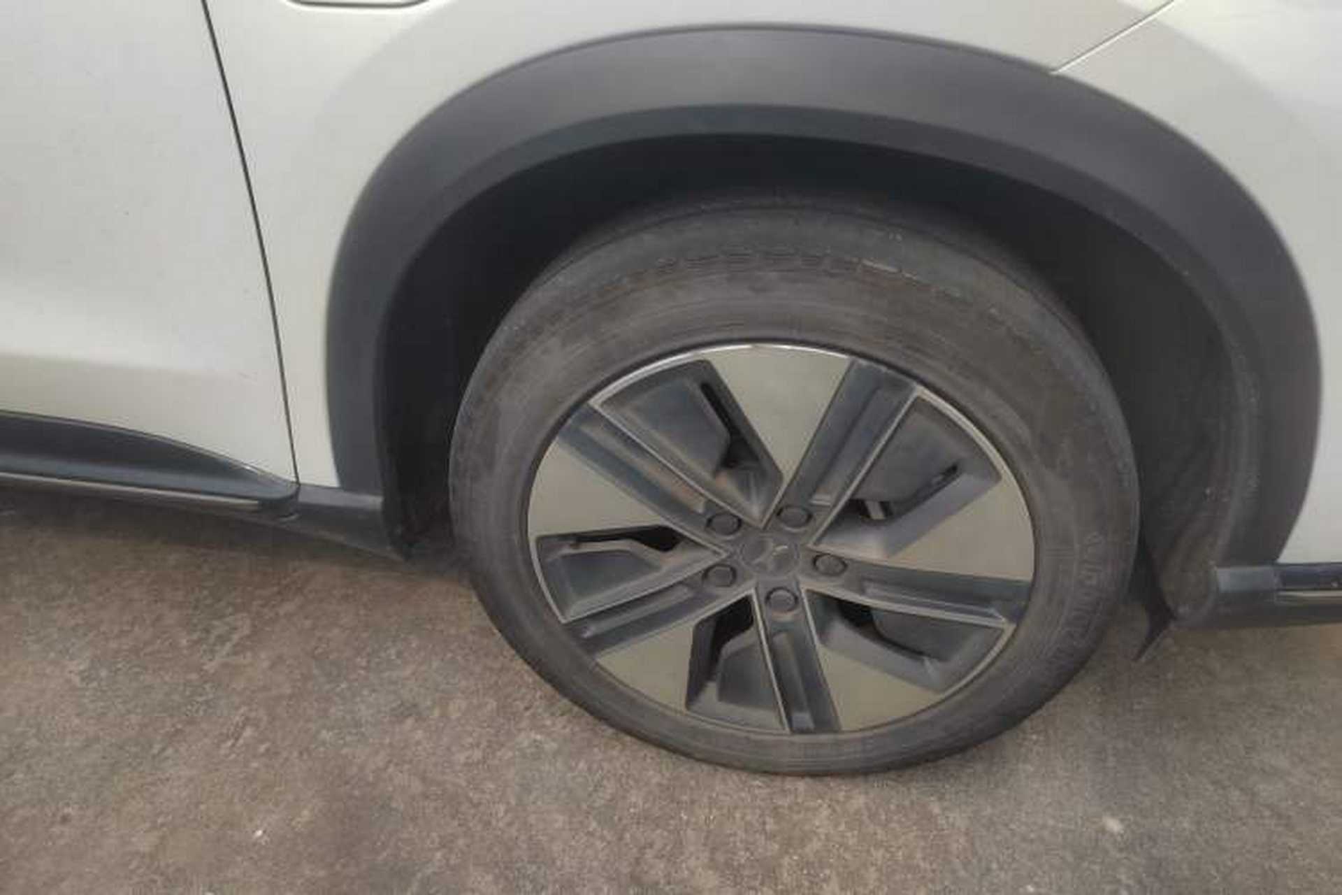 Used XPeng G3 2021 G3i 460G Right Front Wheel Hub