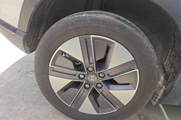 Used XPeng G3 2021 G3i 520N Right Rear Wheel Hub