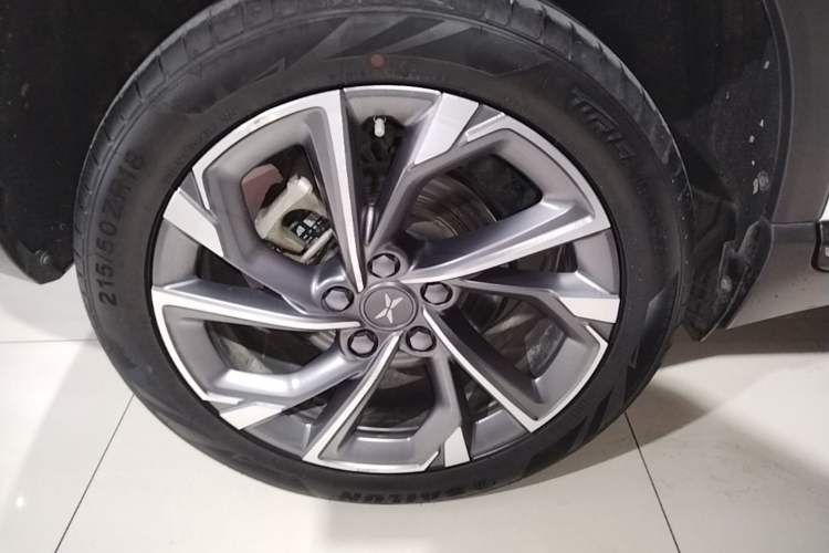 Used XPeng G3 2021 G3i 520G Right Rear Wheel Hub