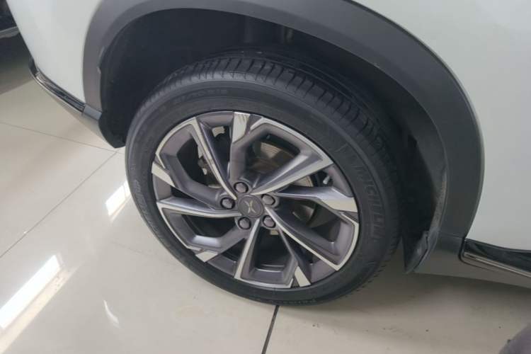 Used XPeng G3 2021 G3i 520G+ Right Rear Wheel Hub