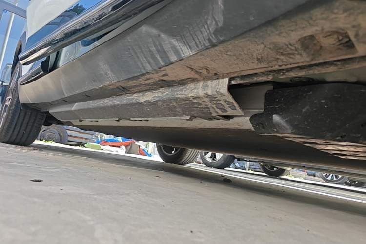 Used XPeng G3 2021 G3i 520N Right Side Sill