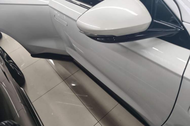 Used XPeng G3 2021 G3i 520N Right Side Sill