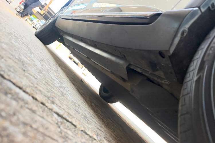 Used XPeng G3 2021 G3i 520N Right Side Sill