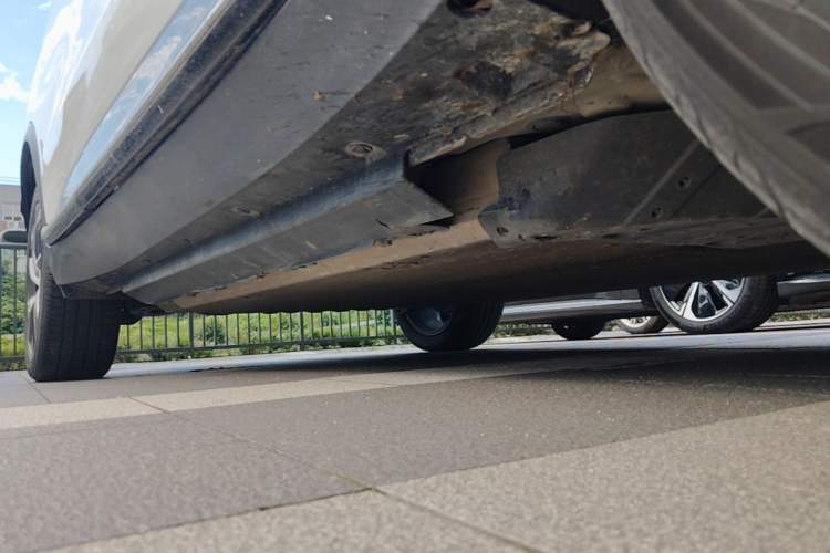 Used XPeng G3 2021 G3i 460N Right Side Sill