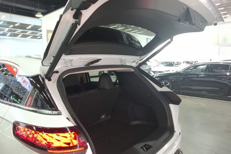 Used XPeng G3 2021 G3i 460N Trunk