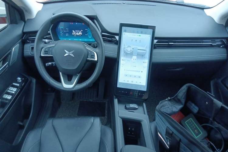 Used XPeng G3 2021 G3i 460N Center Console
