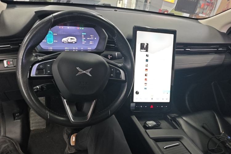 Used XPeng G3 2022 G3i 520N+ Center Console