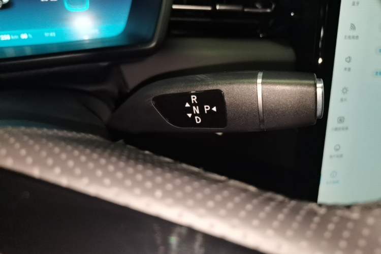 Used XPeng G3 2022 G3i 460N+ Gear Lever