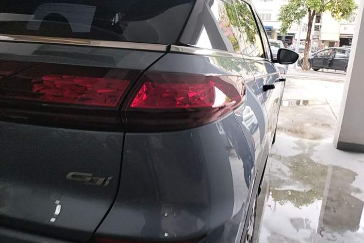 Used XPeng G3 2022 G3i 460G+ Right Rear Taillight