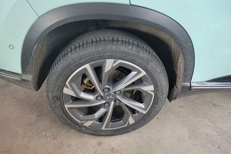 Used XPeng G3 2022 G3i 460N Right Rear Wheel Hub