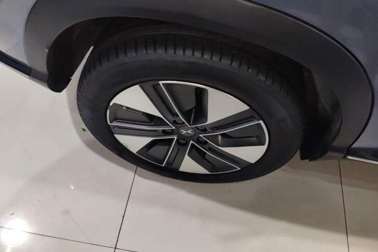 Used XPeng G3 2022 G3i 460G+ Right Rear Wheel Hub
