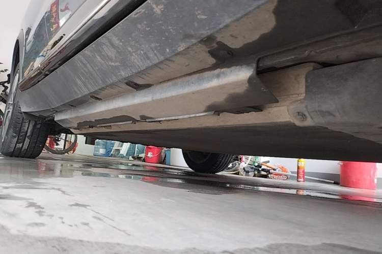 Used XPeng G3 2022 G3i 460G+ Right Side Sill